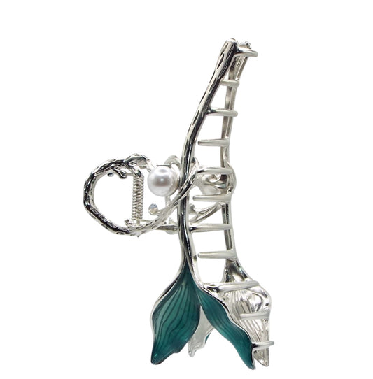 The Mermaid’s Grace – Silver Tail & Pearl Claw Clip